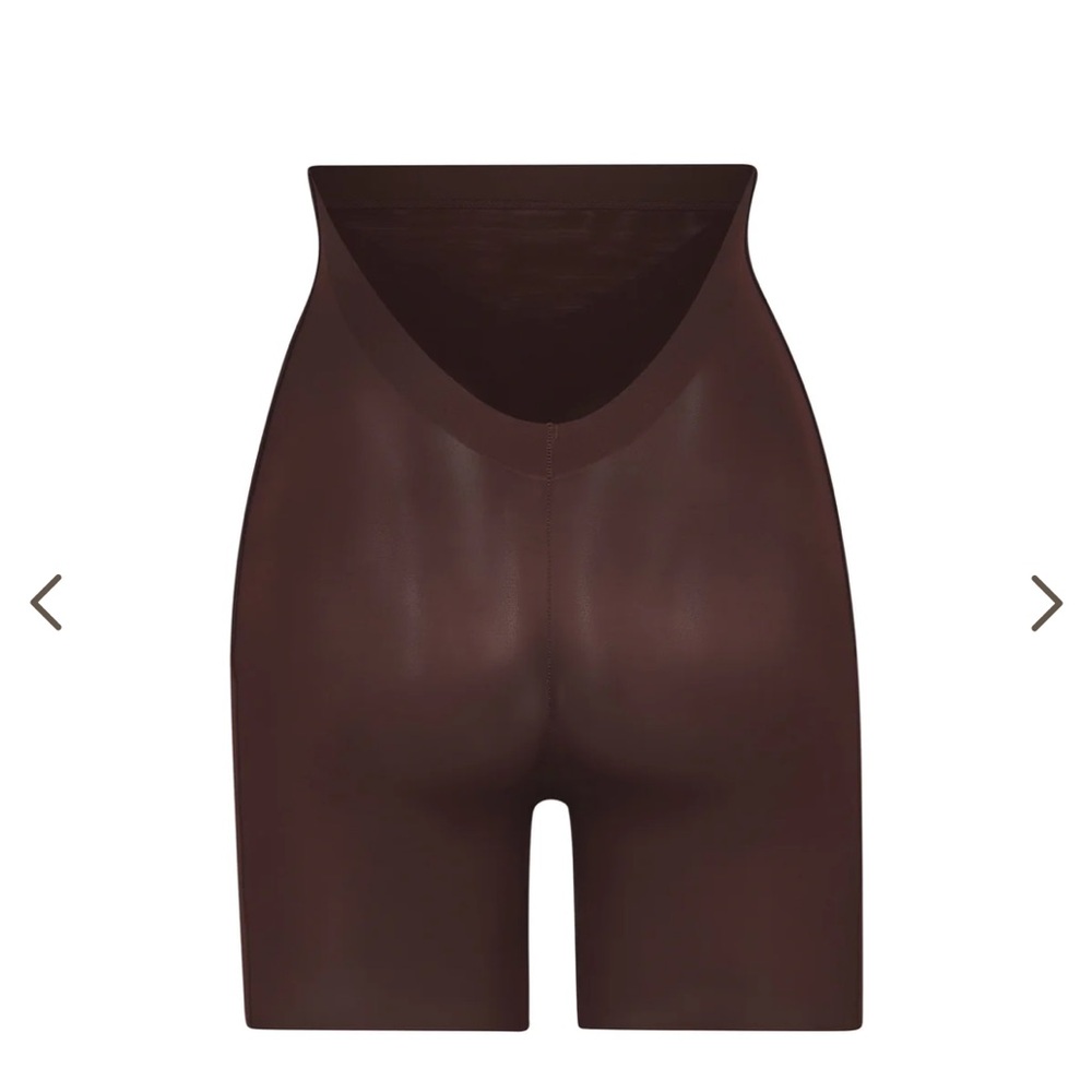 SKIMS SIMPLY BARE LOW BACK SHORT-COCOA - Picture 3 of 4
